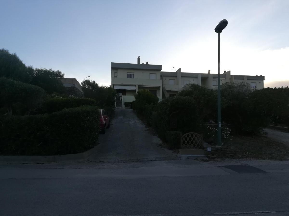 Via Carru E Frau Appartement Stintino Buitenkant foto